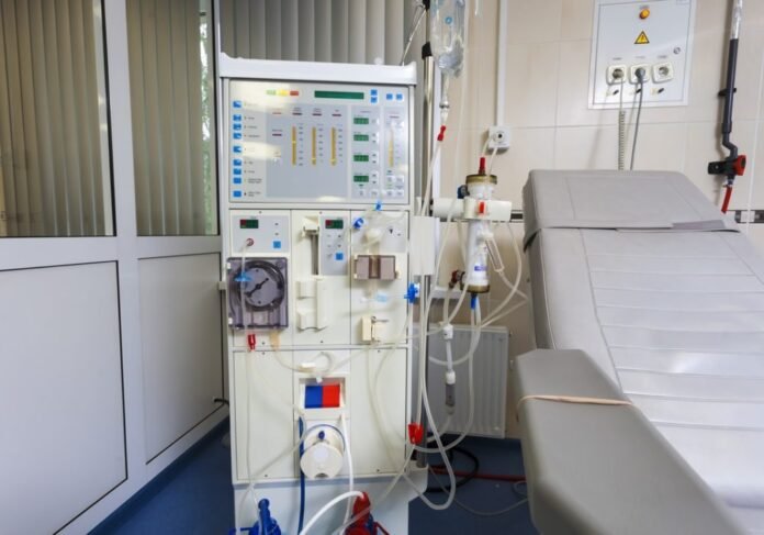 Hemodialysis-Machine-1000x700