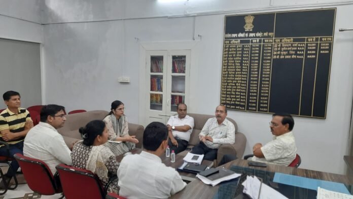 033 Training and public relations will be the pillars of the campaign