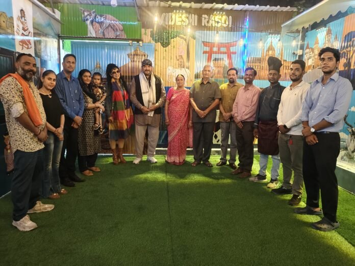 07 Appreciated the construction work of International Cafe,