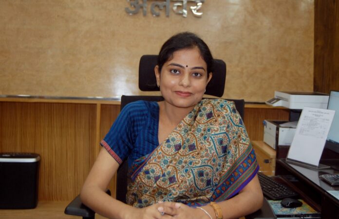 डॉ. आर्तिका शुक्ला