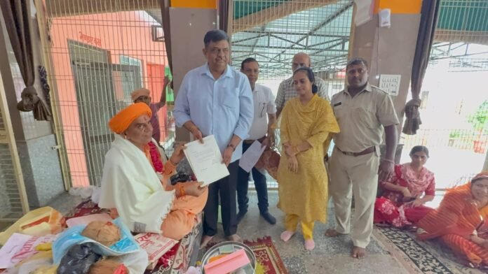 Visited Heeranath ji's garden and Atta temple and received blessings from saints and mahatmas