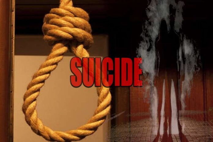 अश्लील वीडियो