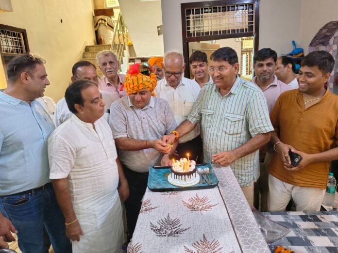 WhatsApp Image 2025-07-20 at 16.31.59_43efb079 अध्यक्ष टीकम दास