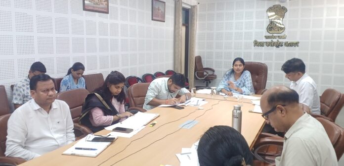 आर्तिका शुक्ला जिला कलेक्टर