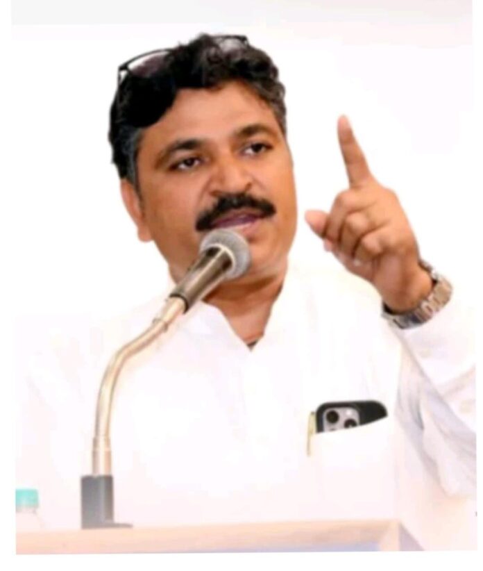 टीकाराम जूली