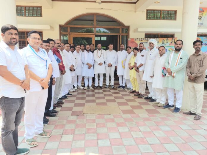 Coordinators asked to establish communication