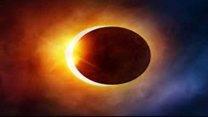 15_10_2022-solar_eclipse_in_jabalpur.jpg