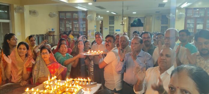 दीप अर्पण कार्यक्रम