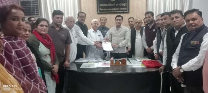 बघेल के खिलाफ कार्रवाई की मांग 