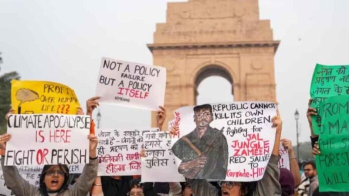 delhi_gate_protest.jpg