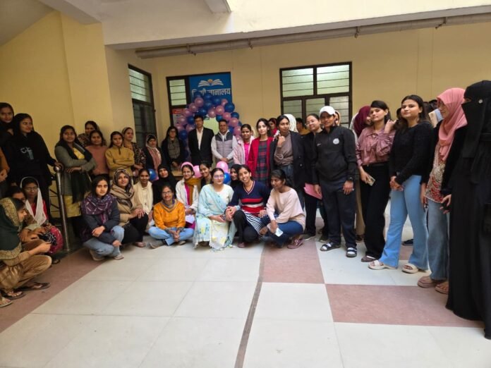 0000 पुस्तकालय ‘विदुषी ज्ञानालय’ सर्वधर्म विदुषियों को सपर्मित