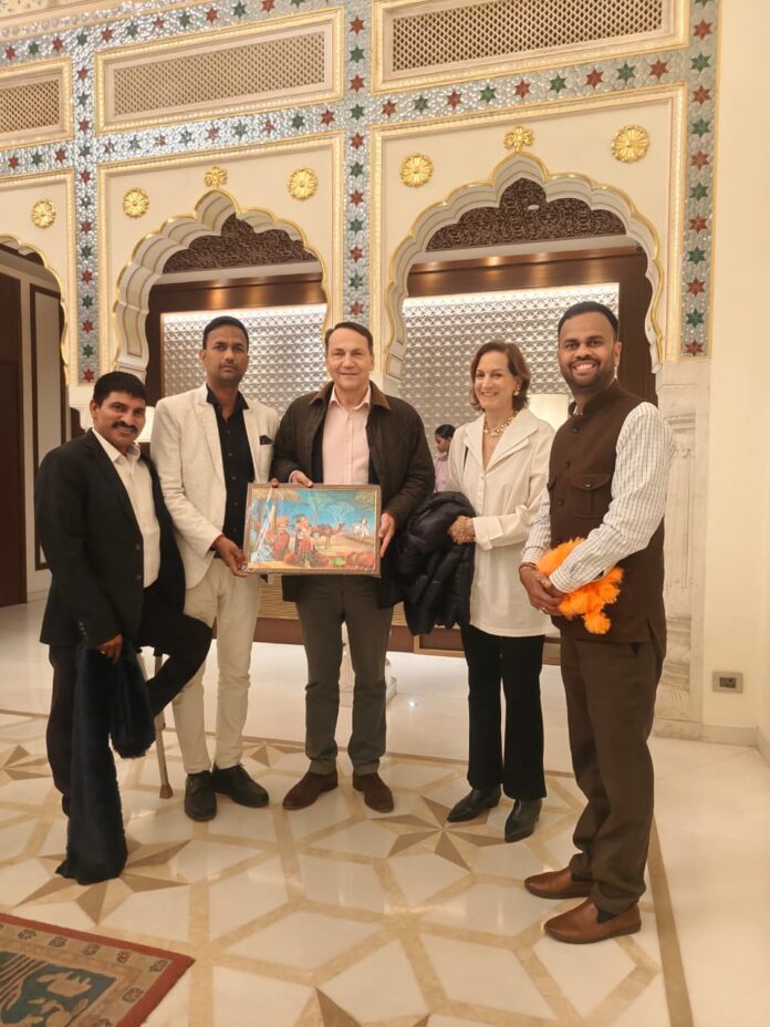 पोलैंड के उप प्रधानमंत्री का राजस्थानी अकादमी ने किया स्वागत