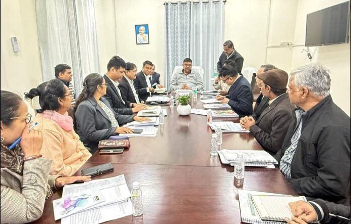 संजय शर्मा समीक्षा बैठक