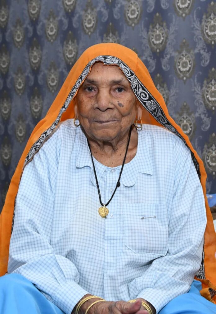 चलती देवी