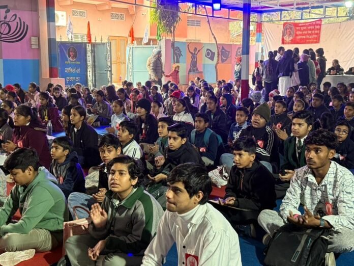 447 बी.एल. पब्लिक स्कूल में आयोजित प्रतियोगिता