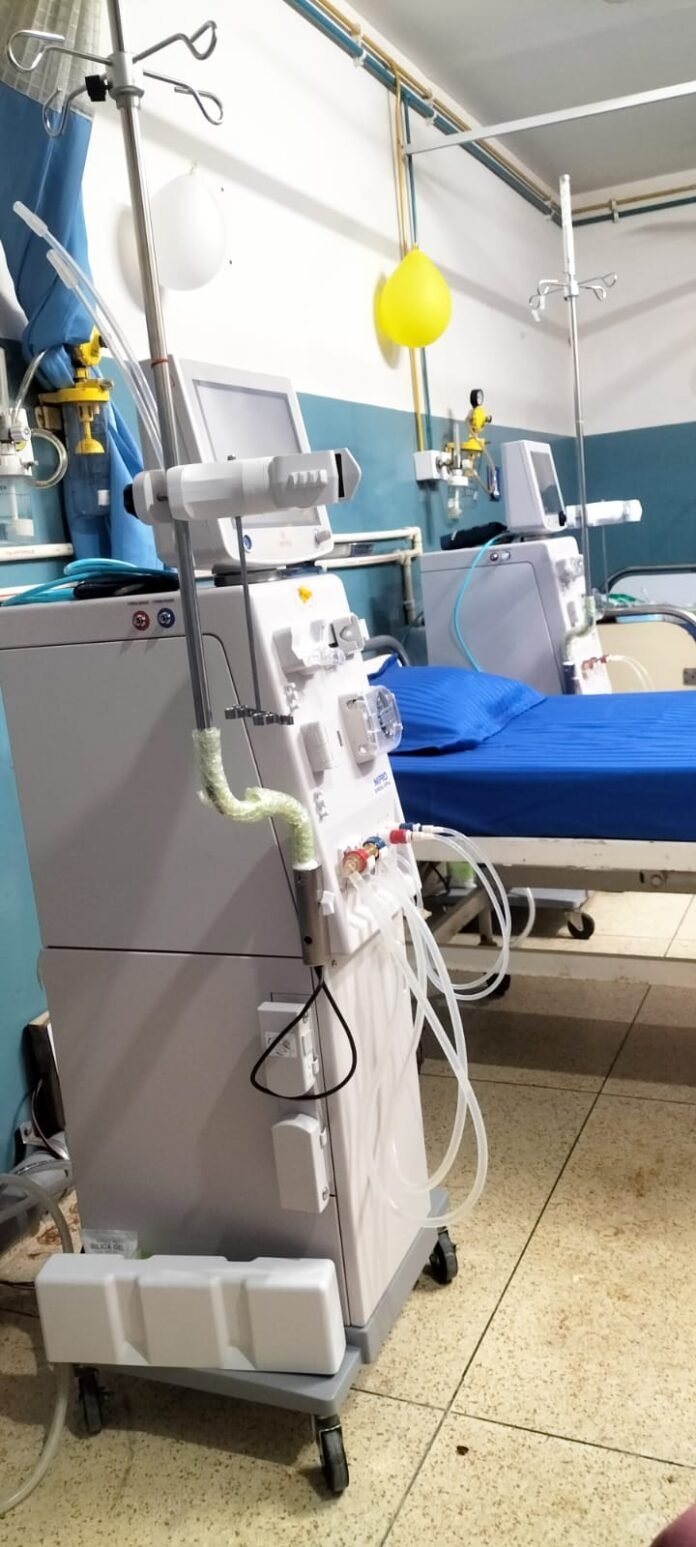 मित्तल हॉस्पिटल, अलवर में स्थापित नई डायलिसिस मशीन