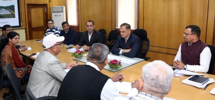 मुख्य सचिव वी. श्रीनिवास ने प्रभावी क्रियान्वयन के दिए निर्देश