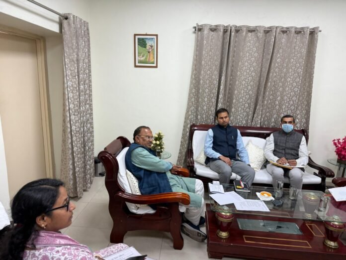 विधानसभा अध्यक्ष वासुदेव देवनानी