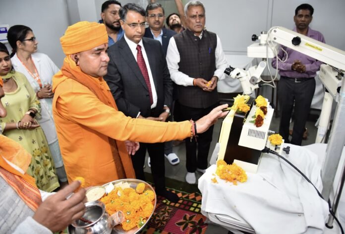 बाबा मस्तनाथ मठ में तीन दिवसीय वार्षिक मेले का शुभारंभ करते बालकनाथ योगी