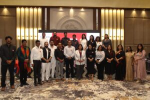 कार्यक्रम में शामिल लोग 