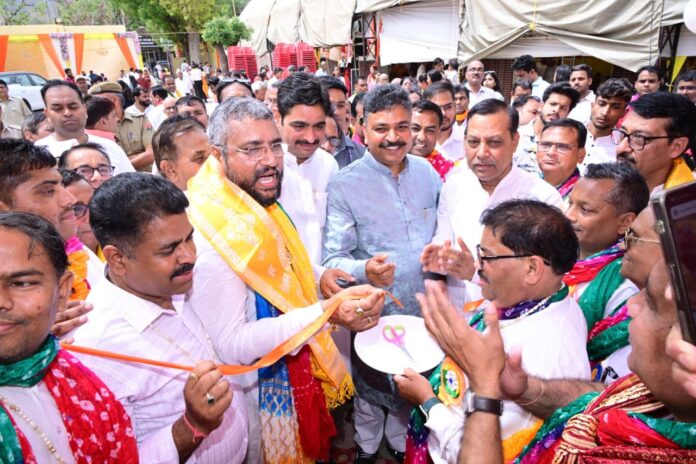 रक्तदान शिविर