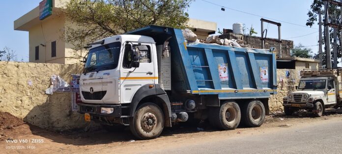 668 अवैध खनन के खिलाफ बड़ी कार्रवाई करते हुए जेसीबी और डंपर जब्त किए