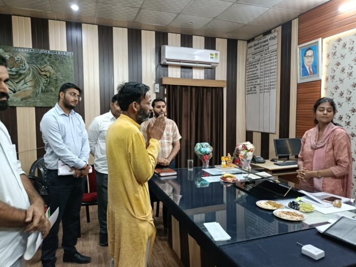 थानागाजी में कलेक्टर आर्तिका शुक्ला का दौरा