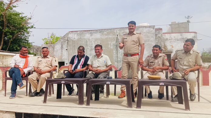 सामाजिक एवं विकासात्मक कार्यों का अवलोकन करने हेतु फील्ड विजिट