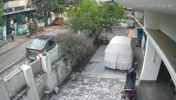 घर से गैस सिलेंडर लेकर फरार