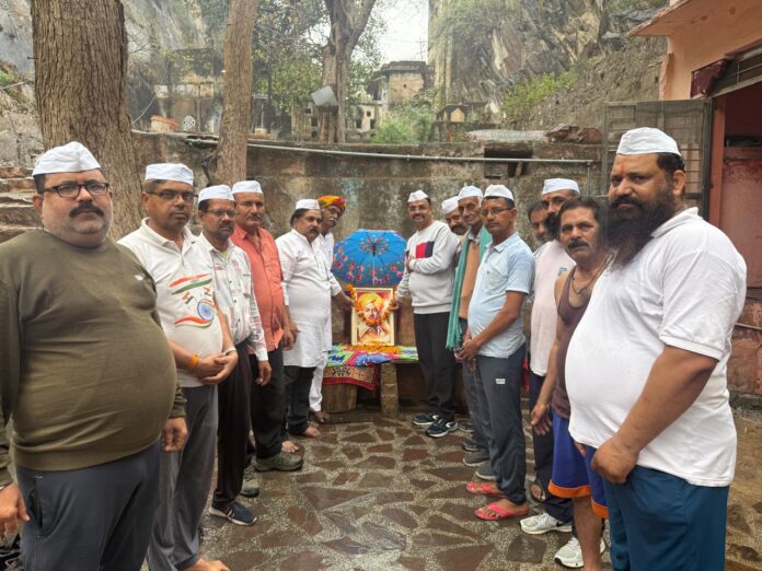 श्रद्धांजलि गोष्ठी में याद किए गए शहीद