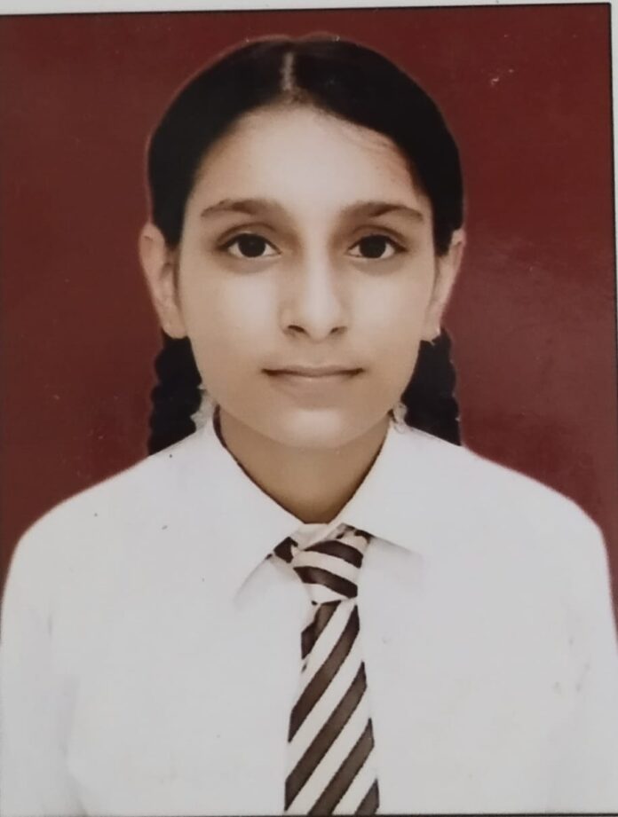 काव्या जोशी ने 96.33% अंक प्राप्त किए