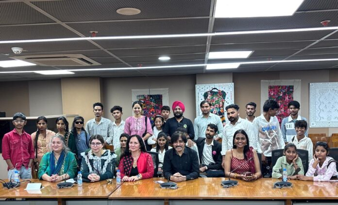 अलवर के घुमंतू समुदाय और रोमा के बीच सांस्कृतिक संवाद