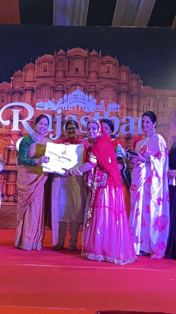 969 मैत्रेयी पालावत ने दिल्ली में घूमर नृत्य में जीता प्रथम स्थान