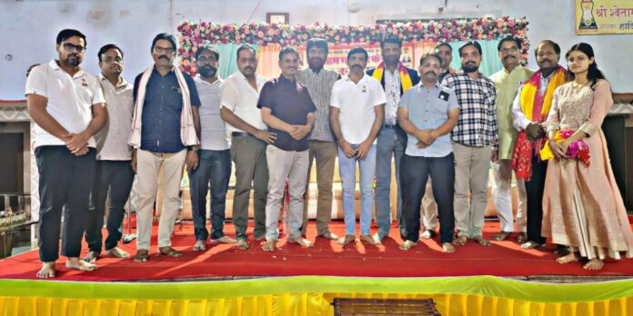 महावीर जयंती पर भव्य कवि सम्मेलन