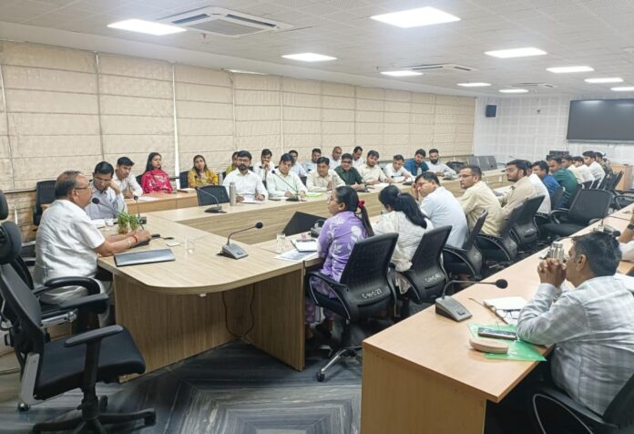 1068 ब्रांड एंबेसेडर के.के. गुप्ता ने निकायों को दिए सख्त निर्देश