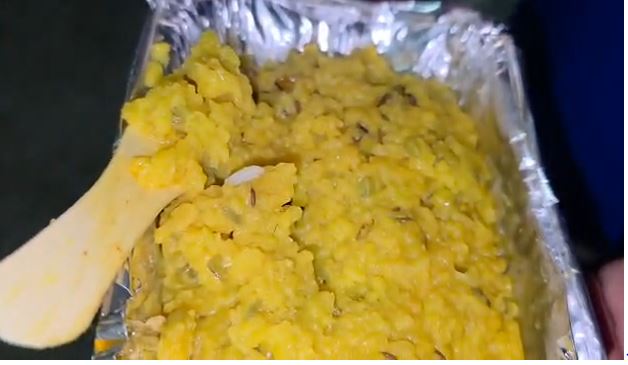 1069 मरीजों को दिए गए खिचड़ी के पैकेट में कीड़े