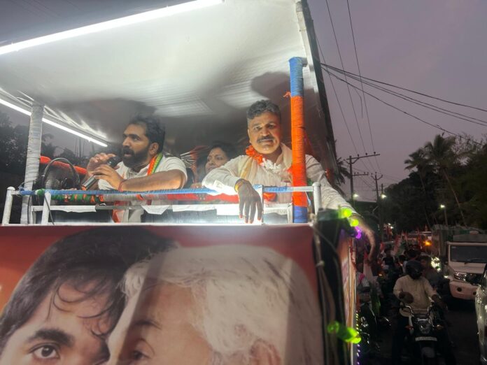 1070 टीकाराम जूली केरल दौरा