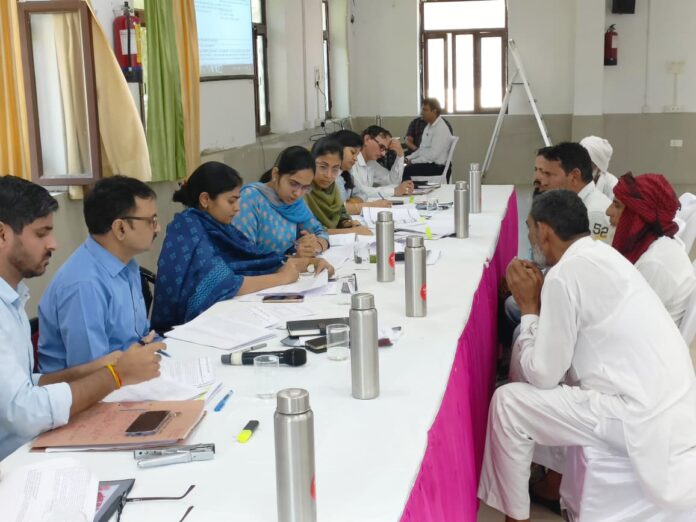 1124 अलवर नगर विकास न्यास बैठक