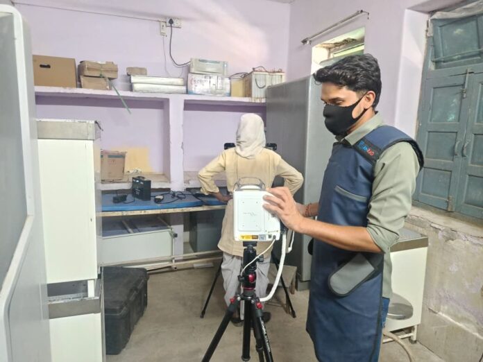 स्वास्थ्य शिविर एक्सरे जांच टीबी