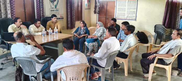 विकास अधिकारी शिवराम मीणा ने निर्माण कार्यों का निरीक्षण किया