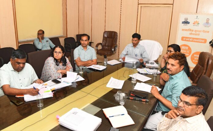 निदेशक ललित कुमार ने दिए सख्त निर्देश