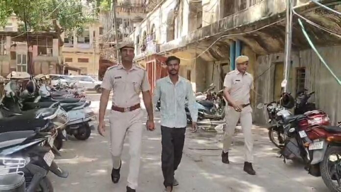 दुष्कर्म मामले में 20 साल की सजा