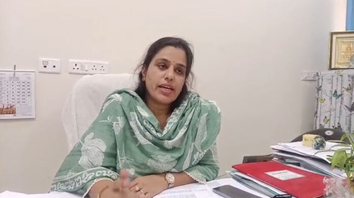 जिला प्रजनन एवं शिशु स्वास्थ्य अधिकारी डॉ. मंजु शर्मा