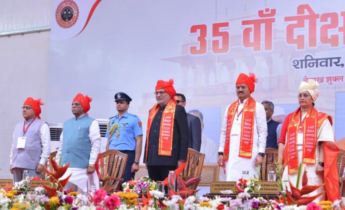 विश्वविद्यालय का 35वां दीक्षांत समारोह