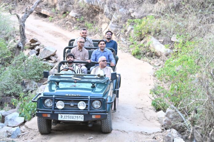 सरिस्का टाइगर रिजर्व का भ्रमण कर वहां की व्यवस्थाओं और वन्यजीव संरक्षण गतिविधियों का जायजा लिया
