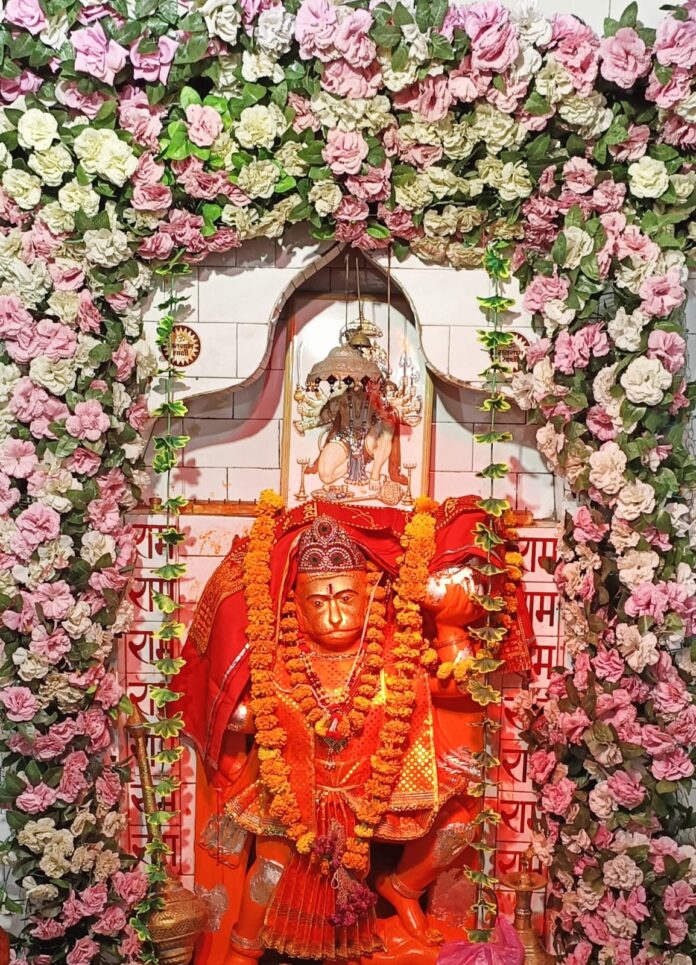 सिद्ध हनुमान पहाड़ी मंदिर में हनुमान जन्मोत्सव