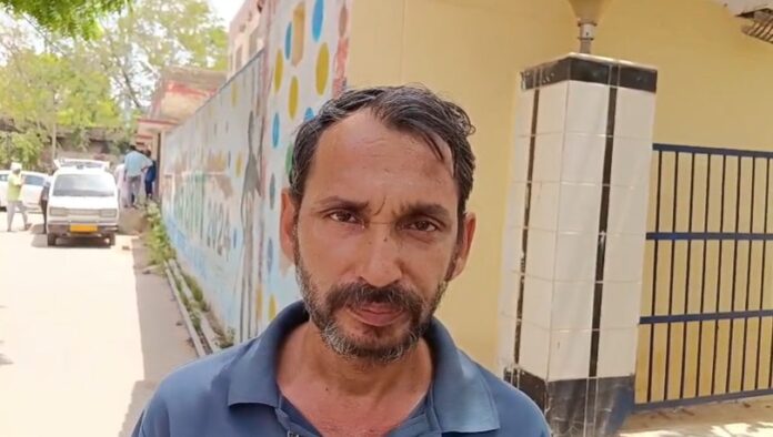 130 मृतक के चाचा मंटू कुमार सिंह