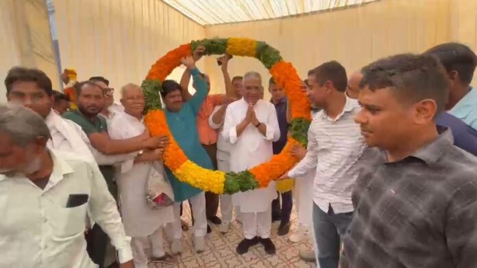 भाजपा कार्यकर्ताओं ने किया भव्य स्वागत