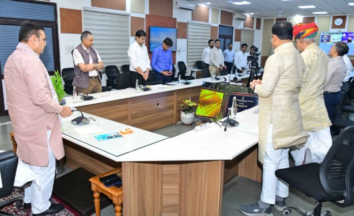 1519 सेमीकंडक्टर क्लस्टर का उद्घाटन