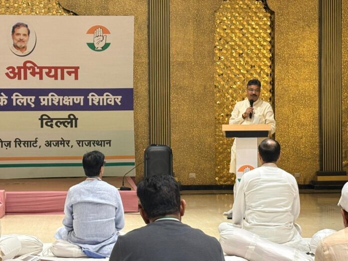 1672 राजस्थान विधानसभा के नेता प्रतिपक्ष टीकाराम जूली